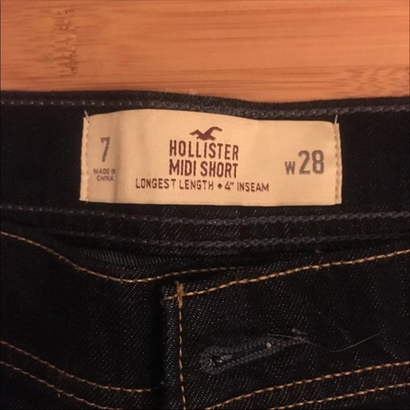 Hollister jean shorts - Picture 3 of 3